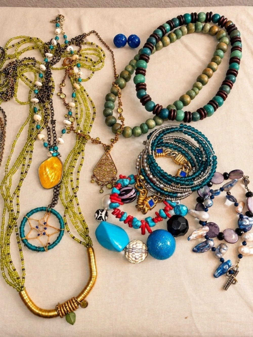 Curated 1 LB Green Turquoise Boho Jewelry Lot • 21 Pieces • Coldwater Creek - Picture 3 of 4